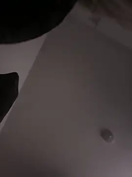 Snapshot of bigwhit3d chatting on 09.20.25 bigwhit3d online show from 09.20.25