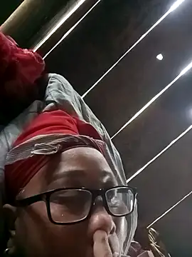 Snapshot of Mamapm20 chatting on 09.25.25 Mamapm20 online show from 09.25.25