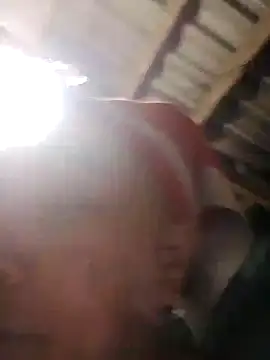 Snapshot of Mamapm20 chatting on 10.20.25 Mamapm20 online show from 10.20.25