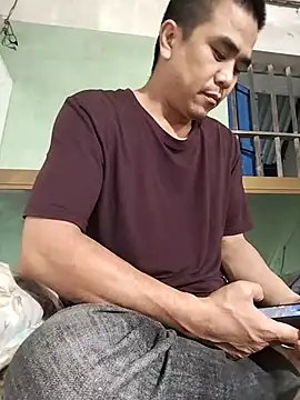 HoangNam20x online show from 11.05.25