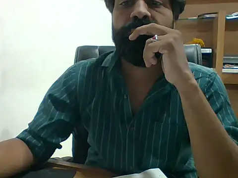 Snapshot of autophile-indian chatting on 06.19.26 autophile-indian online show from 06.19.26