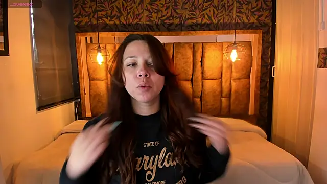 Isa Thompson   online show from 10.17.25