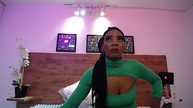 AlexandraCambell online show from 10.01.25