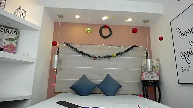 AlexandraCambell online show from 12.15.25