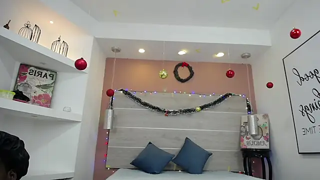 AlexandraCambell online show from 12.16.25