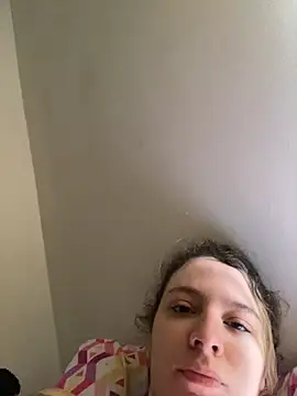 Snapshot of karla-thomsom10 chatting on 11.22.25 karla-thomsom10 online show from 11.22.25