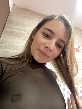 Snapshot of karla-thomsom10 chatting on 11.29.25 karla-thomsom10 online show from 11.29.25