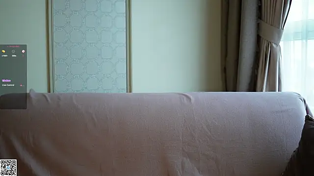 Snapshot of KissOfFlame chatting on 10.12.25 KissOfFlame online show from 10.12.25