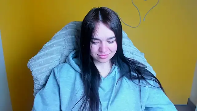Snapshot of Lola_Saymyname chatting on 04.18.26 Lola Saymyname online show from 04.18.26
