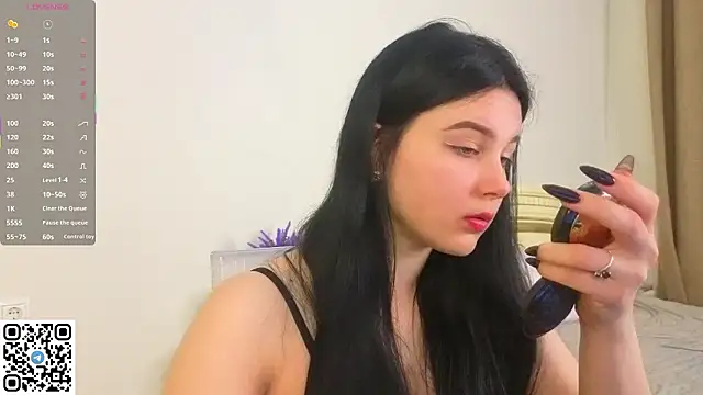 EnricaElis online show from 03.06.26