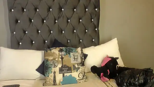 BIG BOOBSxXxX online show from 03.12.26