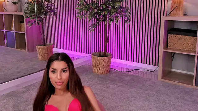 Snapshot of ZariaVera chatting on 07.28.26 ZariaVera online show from 07.28.26