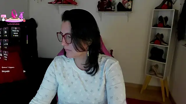 D Martii online show from 09.20.25