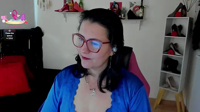 D Martii online show from 09.21.25