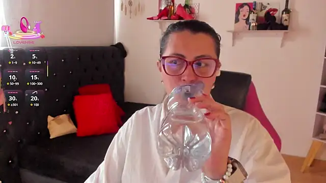 D Martii online show from 09.22.25