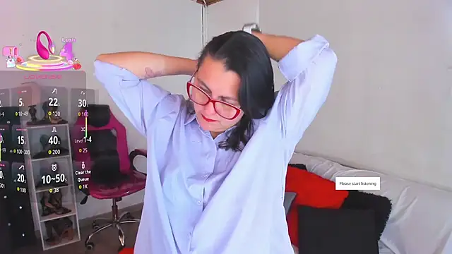 D Martii online show from 11.17.25