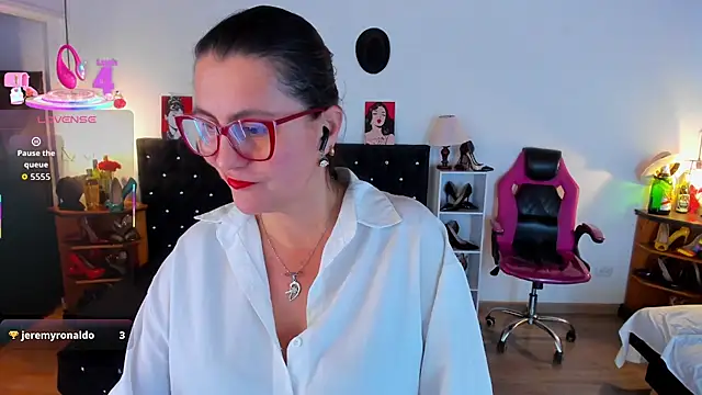 D Martii online show from 11.23.25