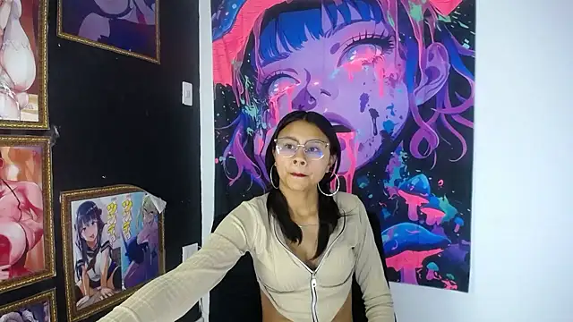 SofieLove 01 online show from 09.18.25