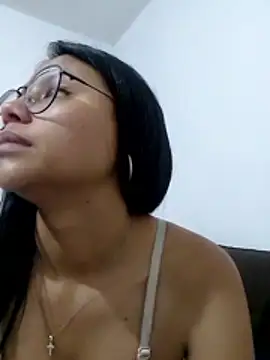 SofieLove 01 online show from 03.18.26