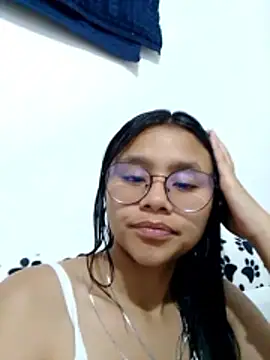 SofieLove 01 online show from 04.06.26