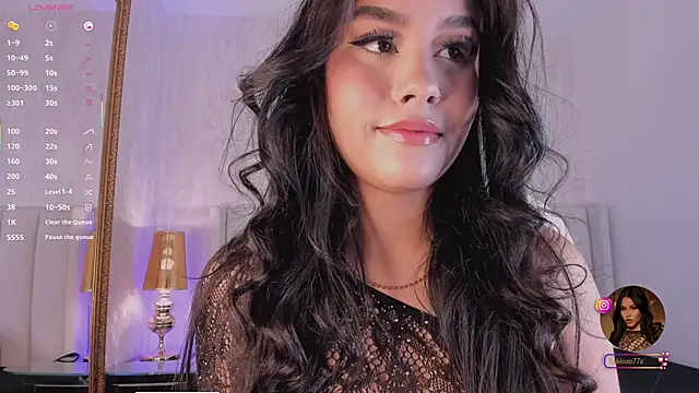 Tokio-Shuang online show from 10.23.25