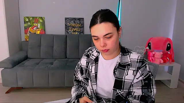 Snapshot of queenofthesense_ chatting on 02.13.26 queenofthesense online show from 02.13.26