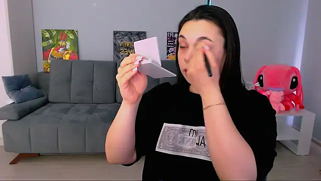 Snapshot of queenofthesense_ chatting on 02.15.26 queenofthesense online show from 02.15.26