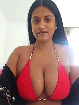 Busty AriaX online show from 10.14.25