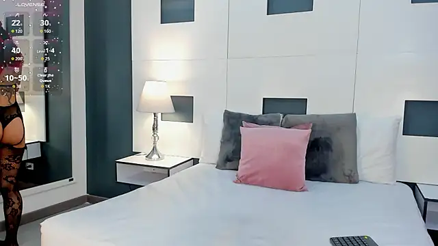 salem rose online show from 03.09.26