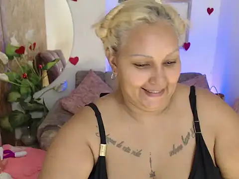 laleska montenegro online show from 11.25.25