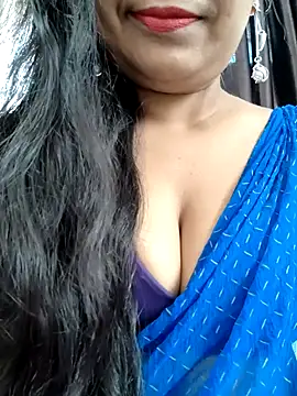 Snapshot of Sofia-ex chatting on 09.16.25 Sofia-ex online show from 09.16.25