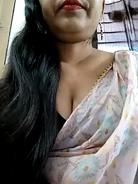 Snapshot of Sofia-ex chatting on 10.15.25 Sofia-ex online show from 10.15.25