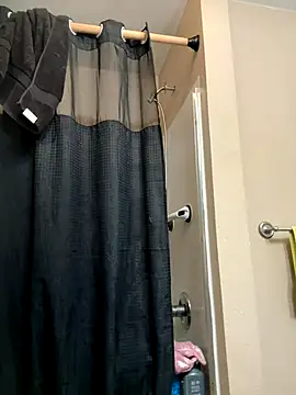 Bigrich112277 online show from 10.22.25