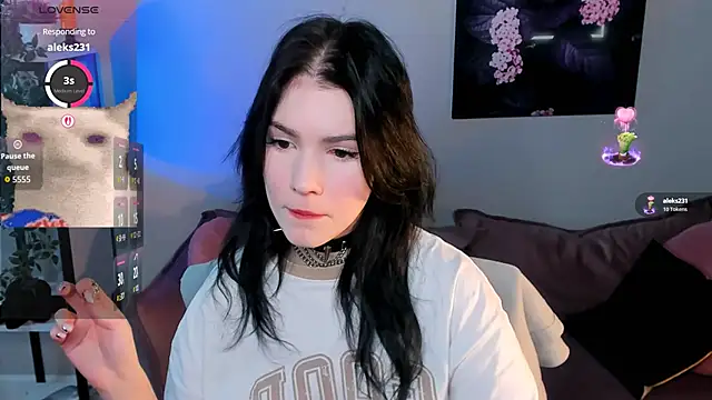 Sophie SkyAngel online show from 11.21.25