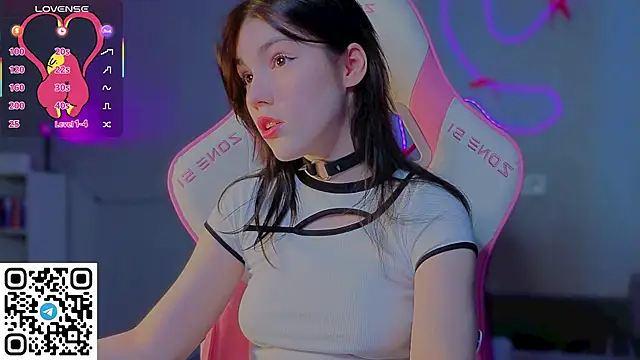 Sophie SkyAngel online show from 02.18.26