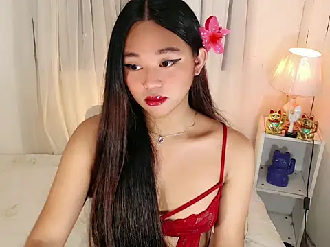 Snapshot of Malia_cummer chatting on 06.06.26 Malia cummer online show from 06.06.26