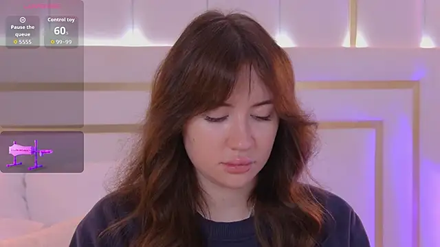 MeganStrain online show from 10.06.25