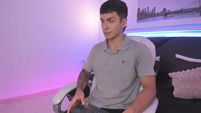 Leo santoro online show from 11.04.25