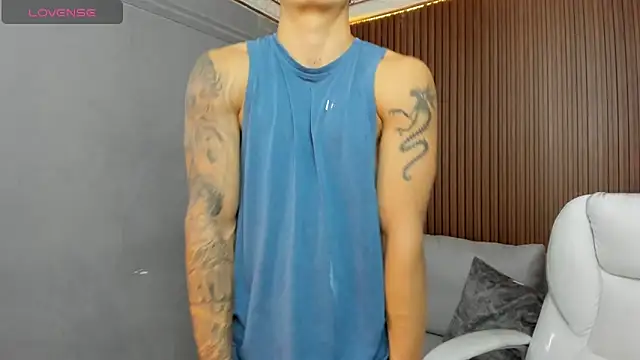 Leo santoro online show from 11.21.25