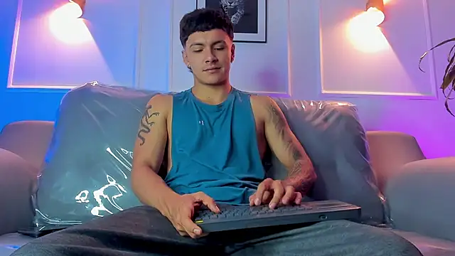 Leo santoro online show from 03.29.26