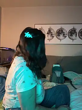 petalsexy online show from 11.17.25