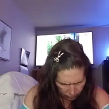 petalsexy online show from 12.22.25