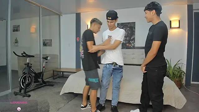 Snapshot of Bisexlifehot__ chatting on 11.10.25 Bisexlifehot online show from 11.10.25