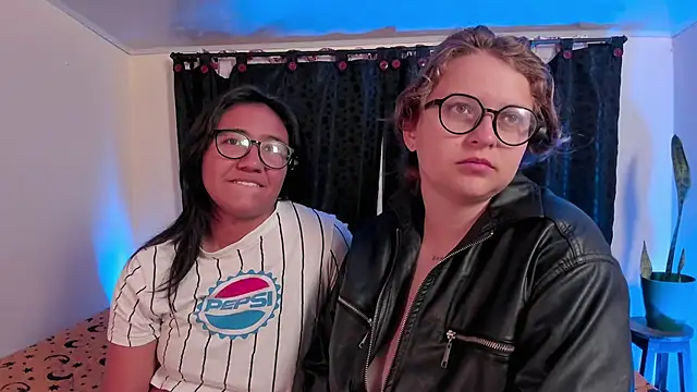 CrazyCakes  online show from 04.12.26