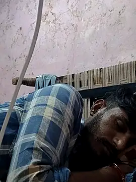 Snapshot of krishjaat43 chatting on 09.11.25 krishjaat43 online show from 09.11.25