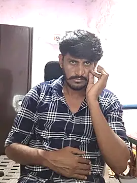 Snapshot of krishjaat43 chatting on 10.23.25 krishjaat43 online show from 10.23.25