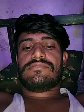 Snapshot of krishjaat43 chatting on 10.27.25 krishjaat43 online show from 10.27.25