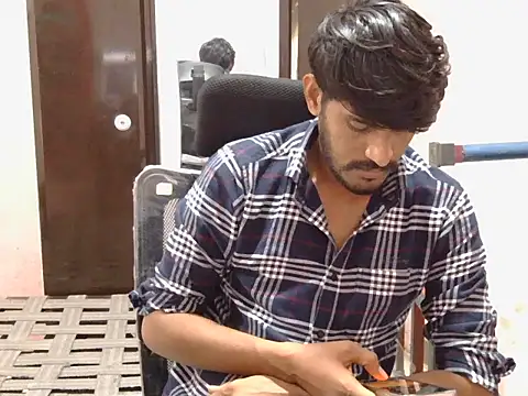 Snapshot of krishjaat43 chatting on 10.31.25 krishjaat43 online show from 10.31.25