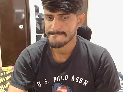 Snapshot of krishjaat43 chatting on 11.11.25 krishjaat43 online show from 11.11.25