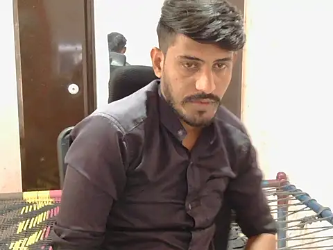 Snapshot of krishjaat43 chatting on 11.15.25 krishjaat43 online show from 11.15.25